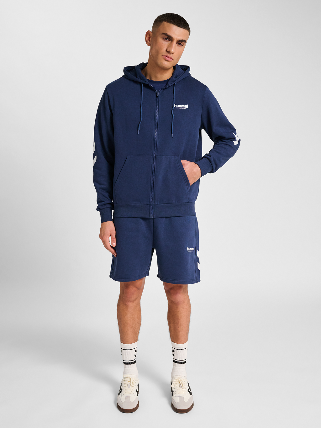 hmlLEGACY 2.0 ZIP HOODIE