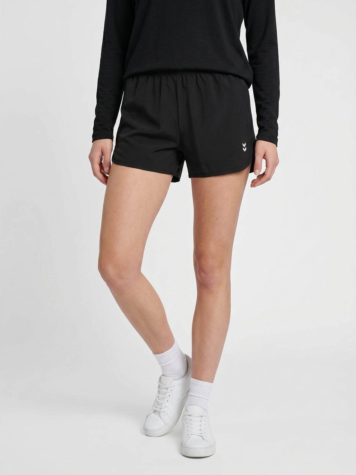 hmlTRAINING W CURVED SHORTS