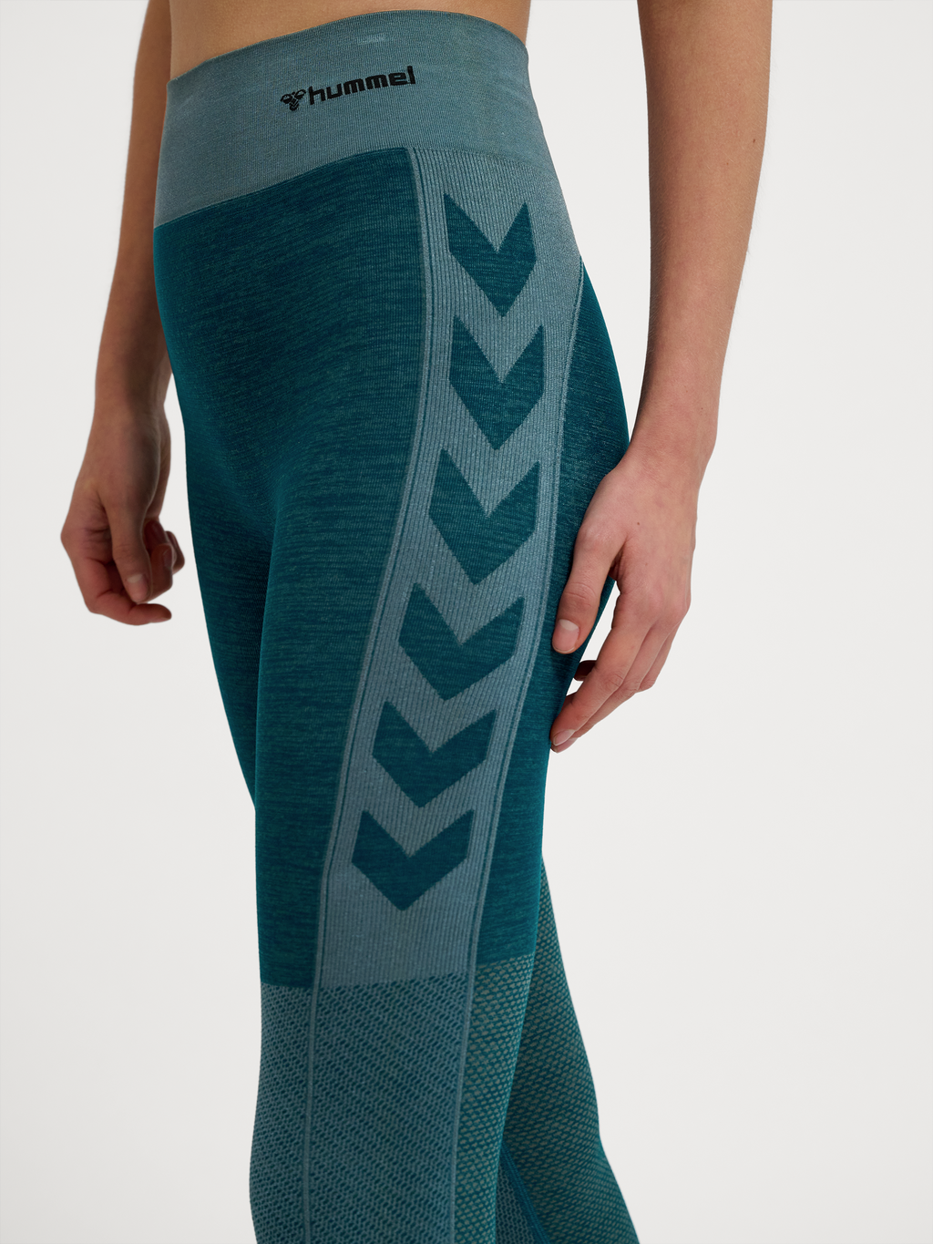 hmlCLEA SEAMLESS MID WAIST TIGHTS