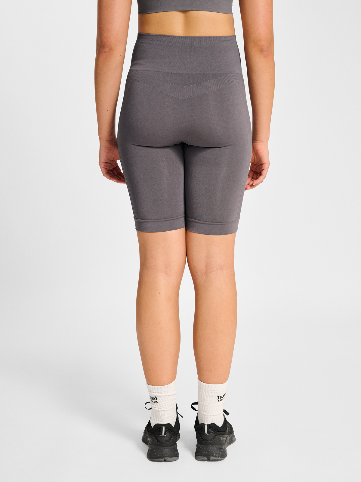 hmlTIF SEAMLESS CYLING SHORTS