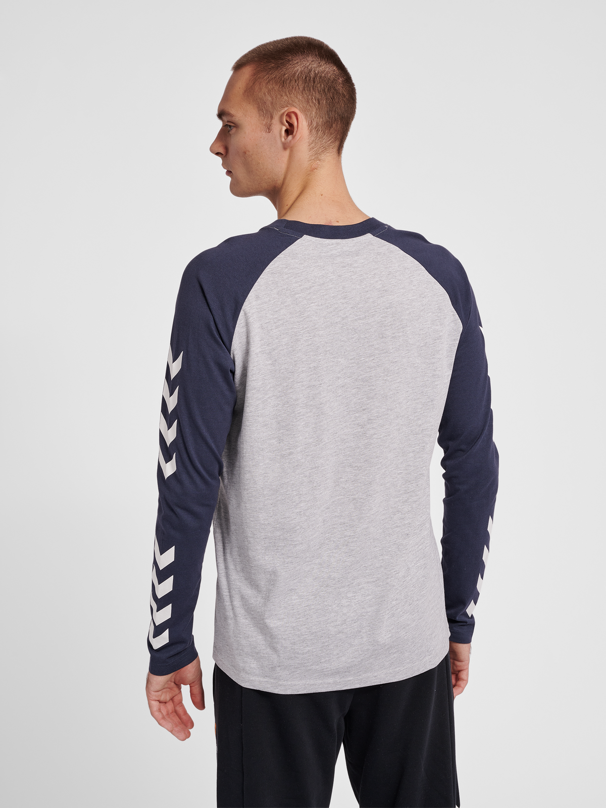 hmlLEGACY BLOCKED T-SHIRT L/S